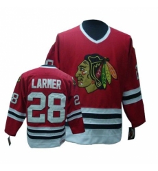 Men's CCM Chicago Blackhawks #28 Steve Larmer Authentic Red Throwback NHL Jersey